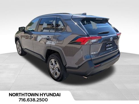 Used 2025 Toyota RAV4 XLE AWD/4WD image 3