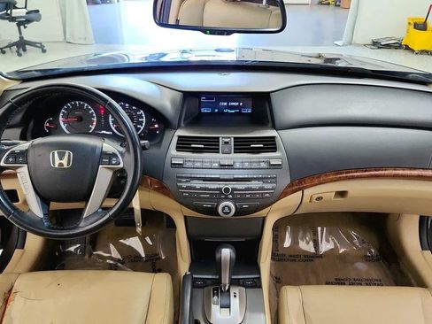 Used 2011 Honda Accord EX-L image 26