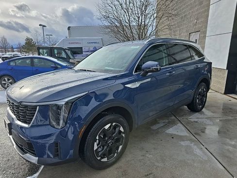 New 2026 Kia Sorento S AWD/4WD image 3
