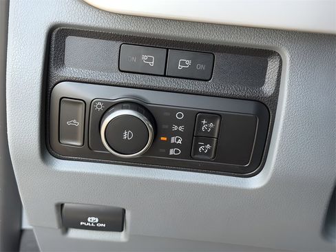 Used 2024 Ford F250 XLT w/ 360-Degree Camera Package image 36