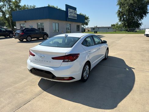 Used 2020 Hyundai Elantra SEL w/ Cargo Package (C1) FWD image 5