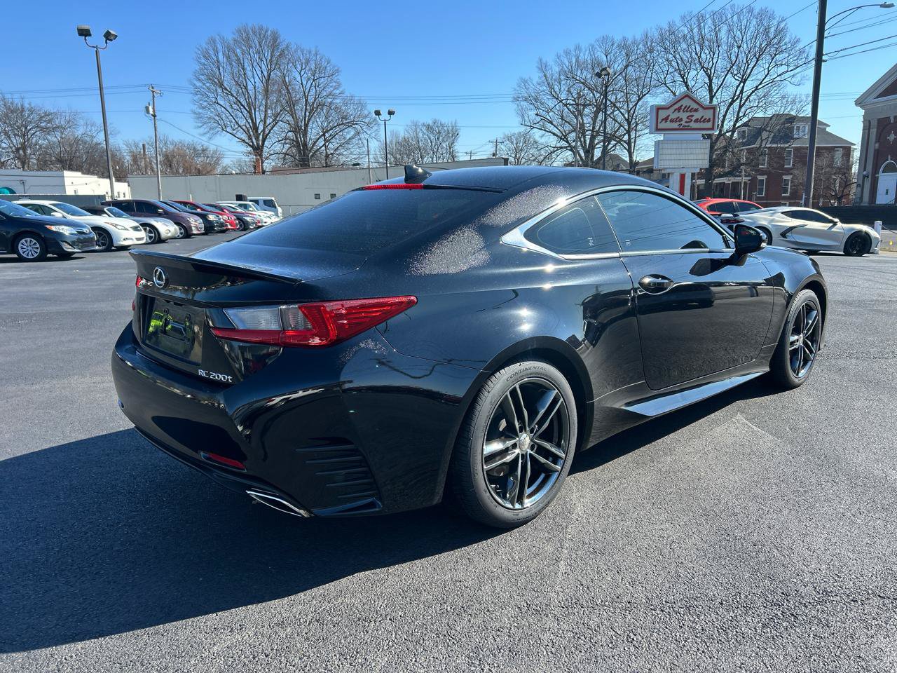 Used 2017 Lexus RC 200t RWD image 5