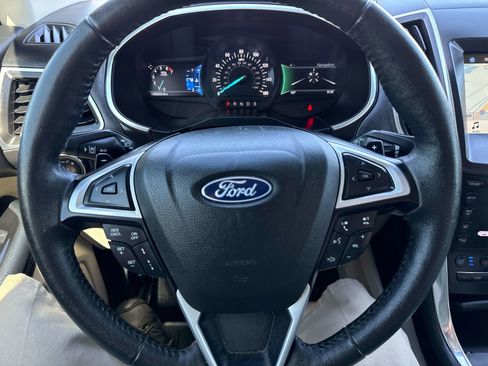Used 2018 Ford Edge Titanium w/ Equipment Group 302A FWD image 26