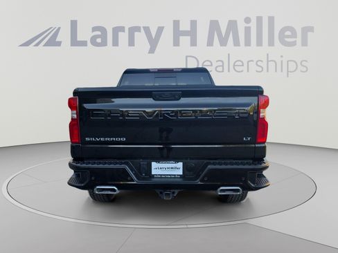 Used 2024 Chevrolet Silverado 1500 LT Trail Boss w/ LT Trail Boss Premium Package AWD/4WD image 4