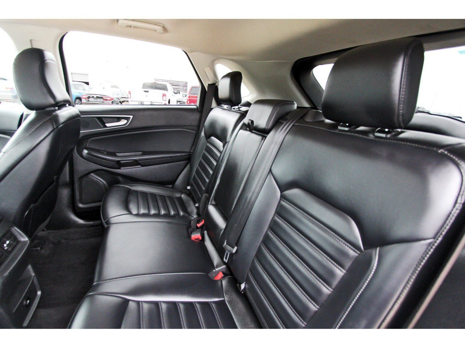 Used 2024 Ford Edge SEL AWD/4WD image 32