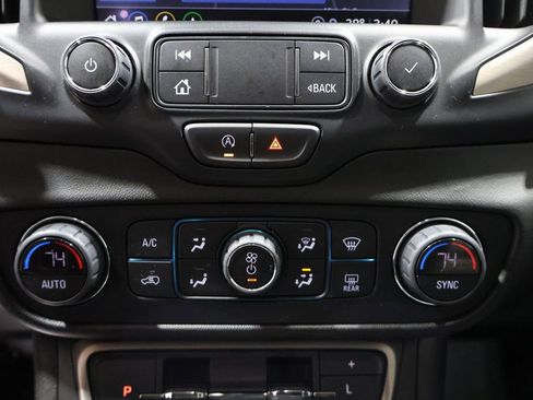 Used 2022 GMC Terrain Denali image 34