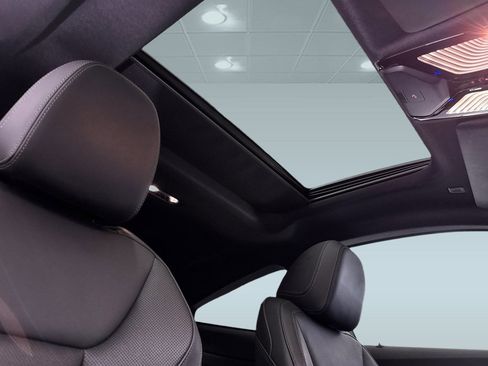 Used 2023 BMW 430i Coupe w/ M Sport Package image 15