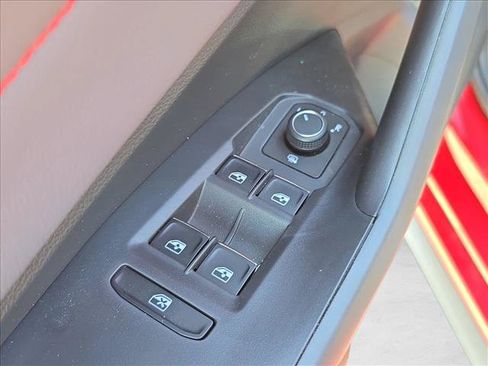 New 2026 Volkswagen Jetta GLI Autobahn FWD image 5