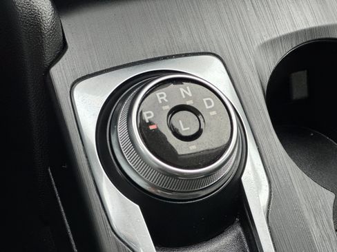 Certified 2022 Ford Escape SE w/ SE Sport Appearance Package image 22