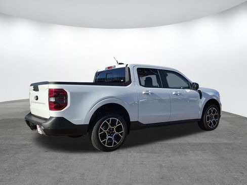 New 2025 Ford Maverick Lariat w/ 4K Tow Package image 2