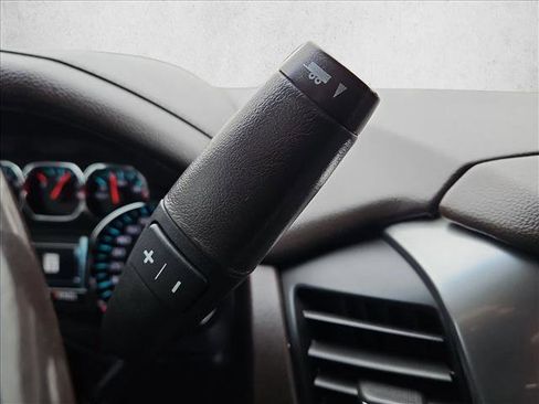 Used 2018 Chevrolet Tahoe LT image 10