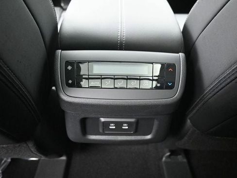 New 2026 Nissan Pathfinder SL image 29