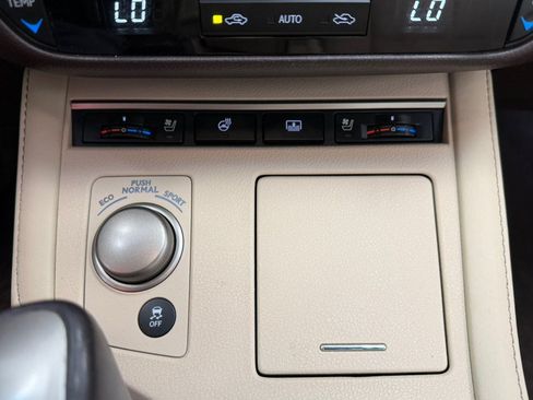 Used 2017 Lexus ES 350 w/ Luxury Package FWD image 72