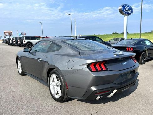 Used 2026 Ford Mustang Coupe RWD image 6