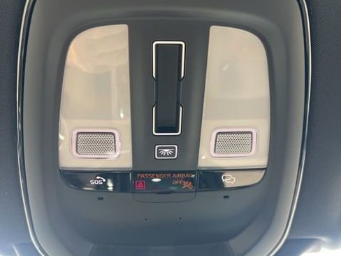 New 2026 Volvo XC90 T8 Plus w/ Protection Package Premier image 20