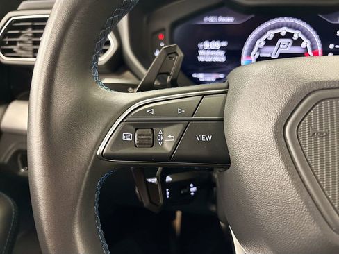 Used 2021 Lamborghini Urus image 24