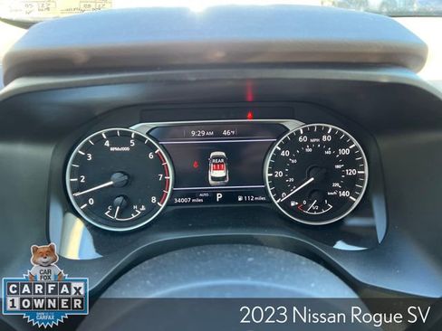 Used 2023 Nissan Rogue SV image 14