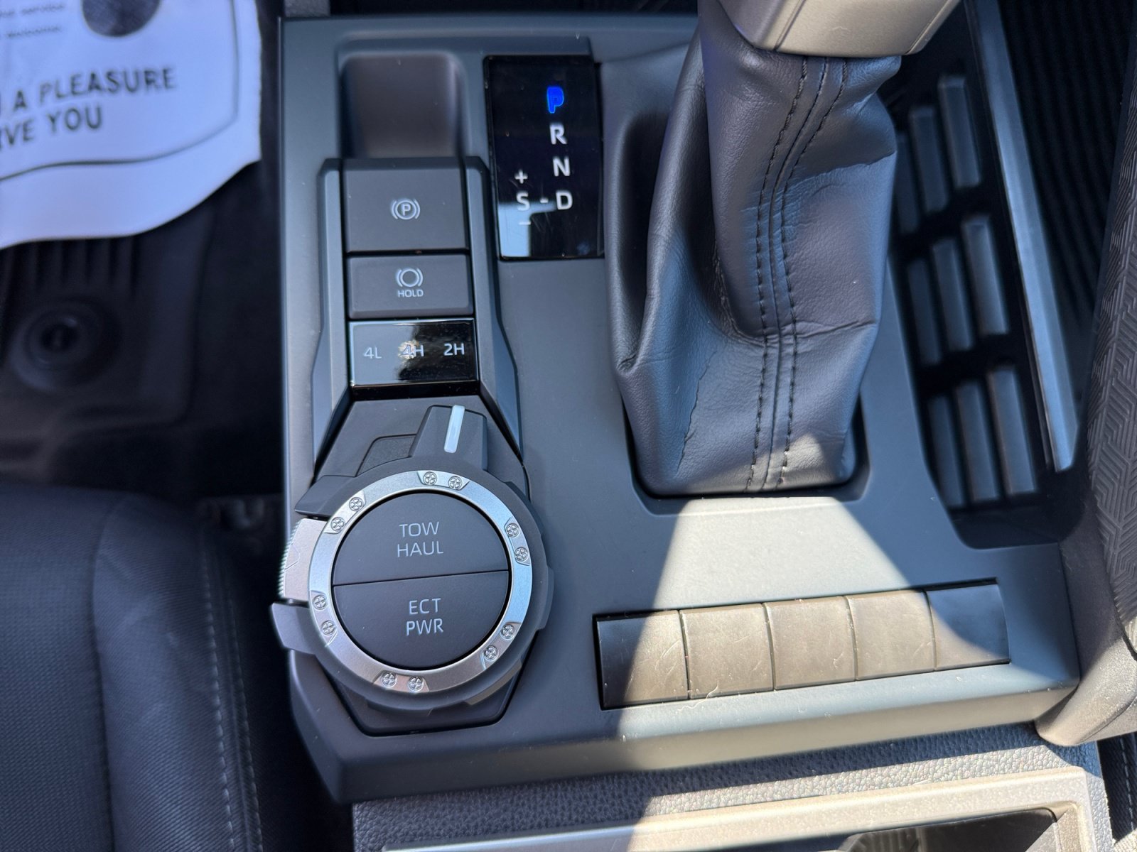 Used 2024 Toyota Tacoma SR5 AWD/4WD image 30