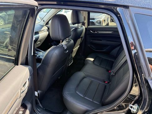 Used 2022 MAZDA CX-5 AWD 2.5 S w/ Premium Package image 6