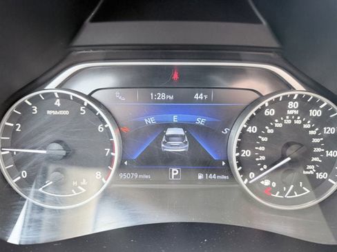 Certified 2018 Nissan Murano SV image 10