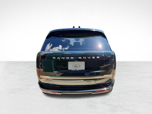 New 2026 Land Rover Range Rover Long Wheelbase SE AWD/4WD image 9