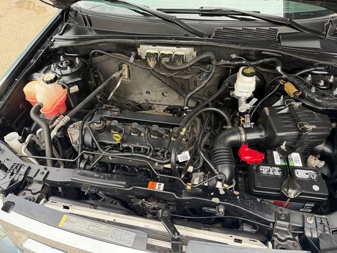 Used 2012 Ford Escape XLT FWD image 30