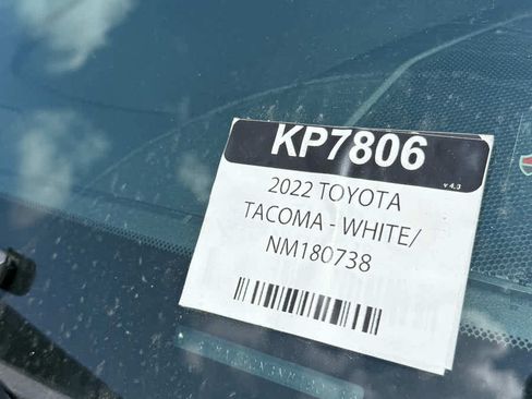 Used 2022 Toyota Tacoma SR5 w/ Technology Package RWD image 30