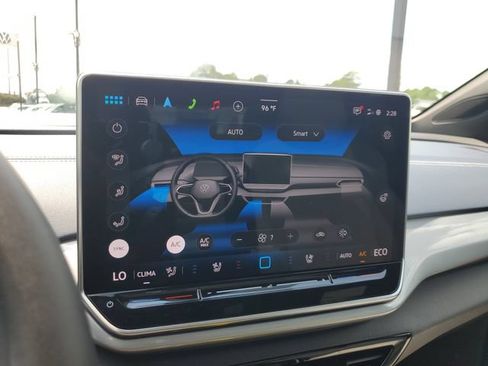Certified 2025 Volkswagen ID.4 Pro S AWD/4WD image 31