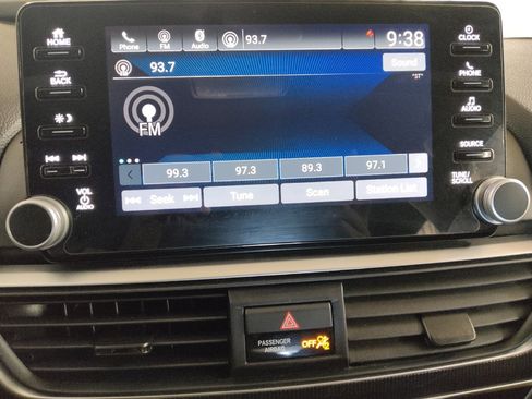 Used 2020 Honda Accord Sport image 25