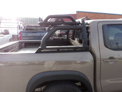 Used 2022 Nissan Frontier PRO-4X w/ Off-Road Protection Package AWD/4WD image 3