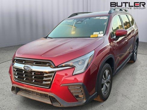 Used 2025 Subaru Ascent Premium AWD/4WD image 1