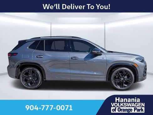 New 2026 Volkswagen Tiguan SE R-Line AWD/4WD image 2