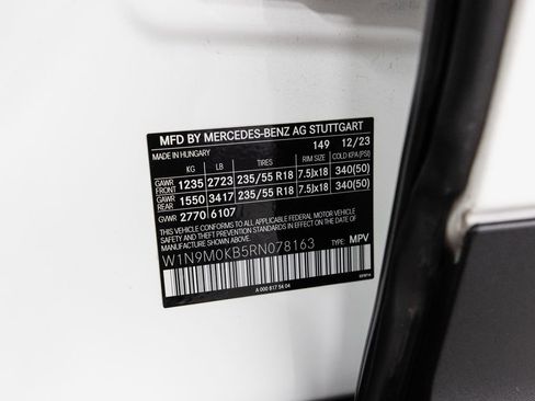 Certified 2024 Mercedes-Benz EQB 300 4MATIC image 33