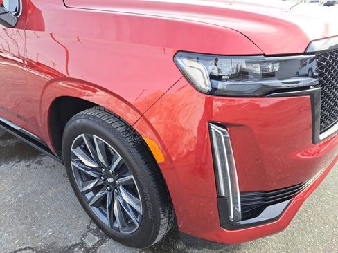 Certified 2024 Cadillac Escalade ESV Sport Platinum image 16