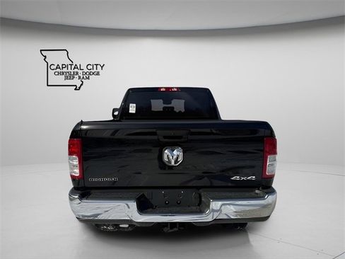 Used 2024 RAM 2500 Big Horn w/ Bed Utility Group image 8
