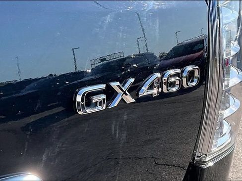 Used 2022 Lexus GX 460 Premium w/ Premium Plus Package AWD/4WD image 8
