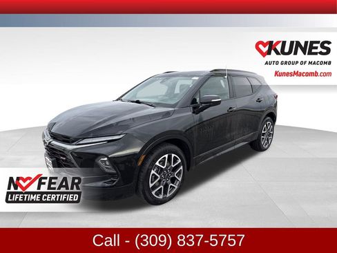Used 2025 Chevrolet Blazer RS AWD/4WD image 2