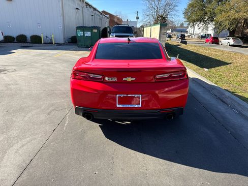 Used 2016 Chevrolet Camaro LT image 10