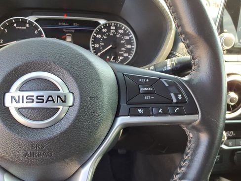 Used 2021 Nissan Sentra SV FWD image 17