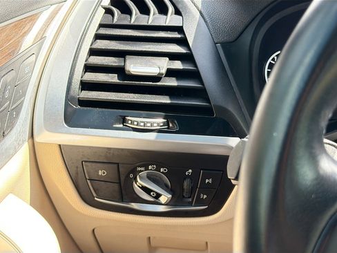 Used 2020 BMW X3 xDrive30i w/ Driving Assistance Package image 37