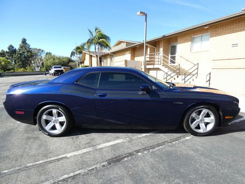 Used 2014 Dodge Challenger R/T image 6