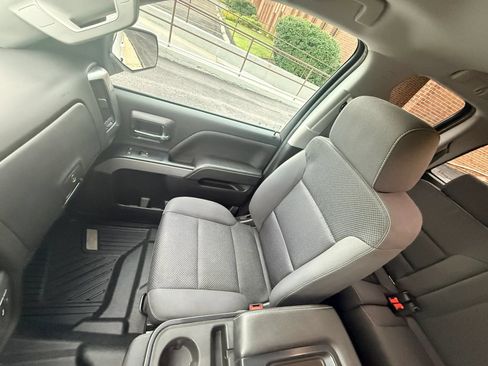 Used 2019 Chevrolet Silverado 1500 LT w/ All Star Edition AWD/4WD image 18