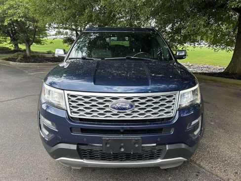 Used 2017 Ford Explorer Platinum AWD/4WD image 6