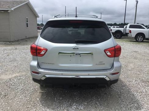 Used 2018 Nissan Pathfinder Platinum AWD/4WD image 4