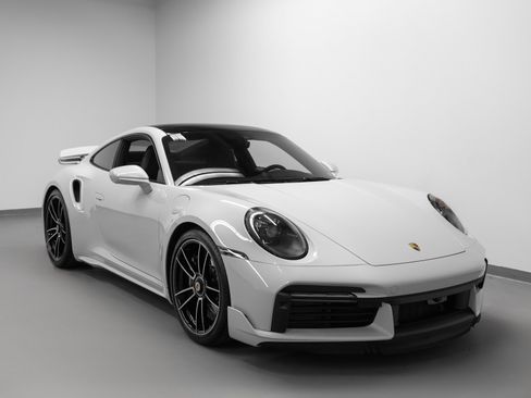 Used 2025 Porsche 911 Turbo S image 10
