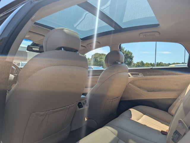 Used 2016 Hyundai Genesis 3.8 w/ Option Group 02 RWD image 13