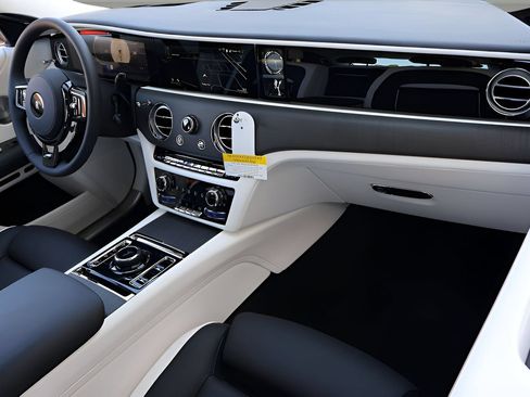 New 2026 Rolls-Royce Ghost AWD/4WD image 24