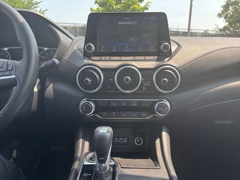 Used 2025 Nissan Sentra SV FWD image 14