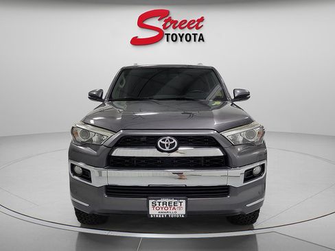 Certified 2018 Toyota 4Runner Limited AWD/4WD image 6