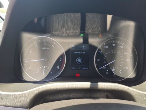 Used 2018 Hyundai Elantra Value Edition FWD image 30
